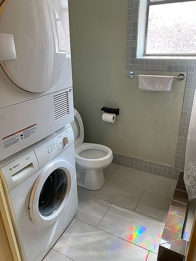 Additional photo 2 of property located at 8300 Nw 10th St