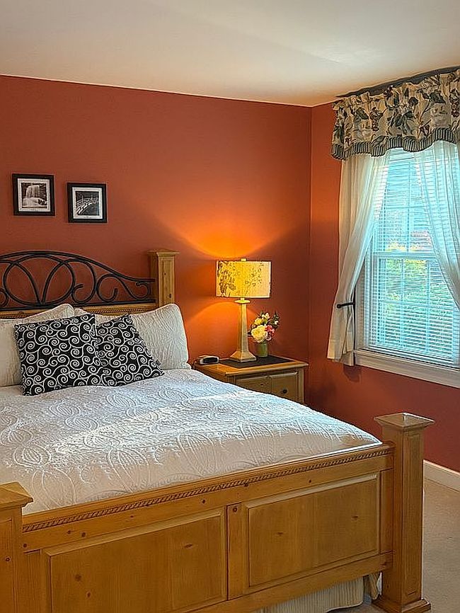 Image of 51 Village Green Cir