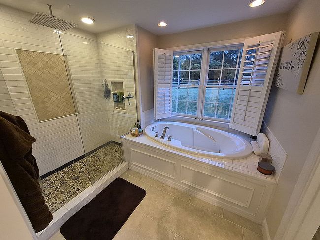 Additional photo 3 of property located at 5708 Castlebrook Dr