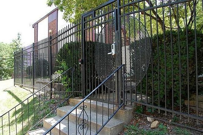Photo of 809 W 40th St Apt 17, Kansas City, MO