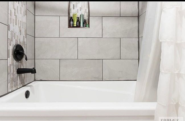Photo of 1261 N Trappers Rdg, Idaho Falls, ID