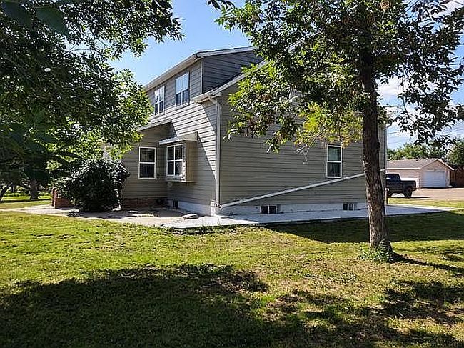 Photo of 802 6th Ave N, Glasgow, MT