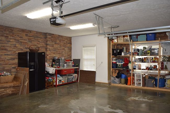 Image of 2065 Northwood Dr
