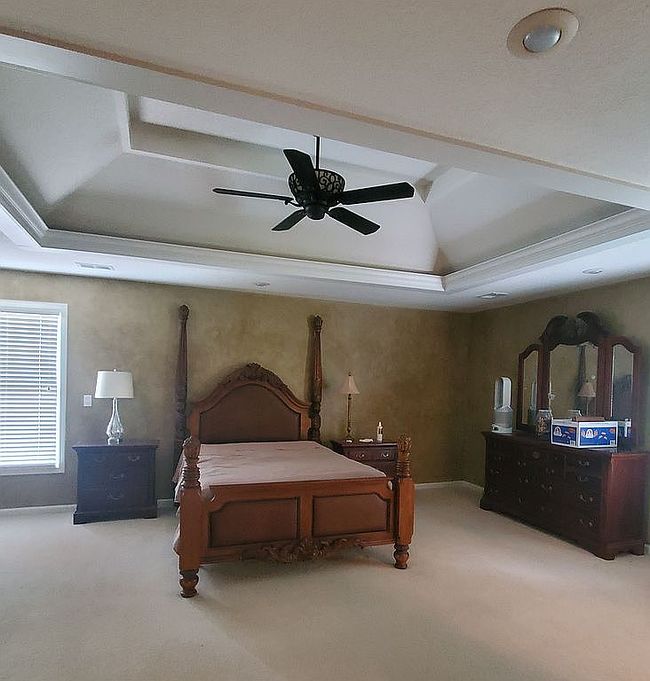 Photo of 2031 Ne Waterfield Pl, Blue Springs, MO