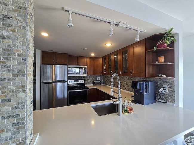 Photo of 127 Greyrock Pl Apt 1112, Stamford, CT