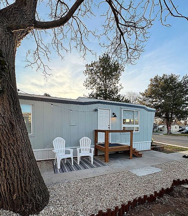 Image of 463 Greenleaf St #463
