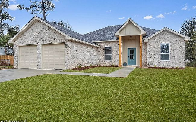 Photo of 1600 Aubin Blvd, Gautier, MS