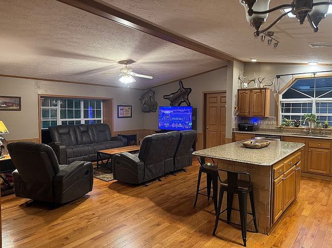 Photo of 366 Slim Chance Ln, New Martinsville, WV