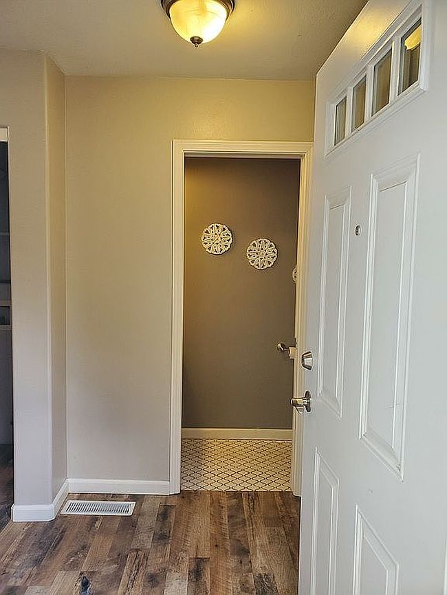 Image of 2670 Brooks Ave Ne