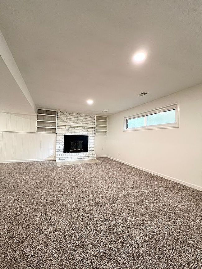 Image of 10806 W 96th St