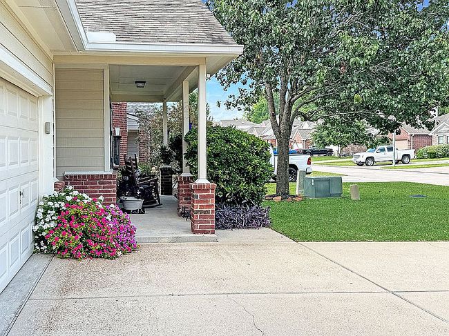 Image of 8007 N Tarrytown Crossing Dr