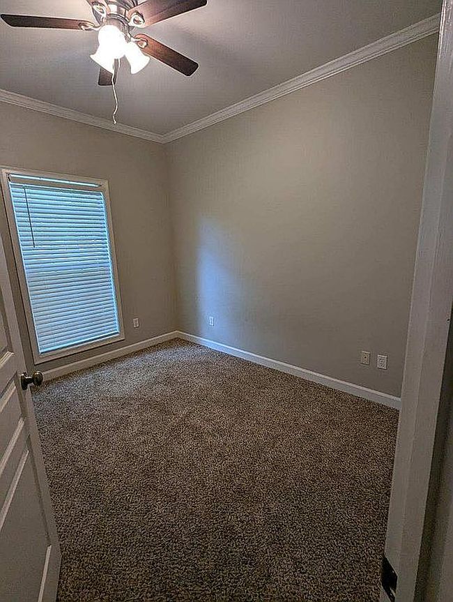 Photo of 701 Frankfort Dr, Dothan, AL
