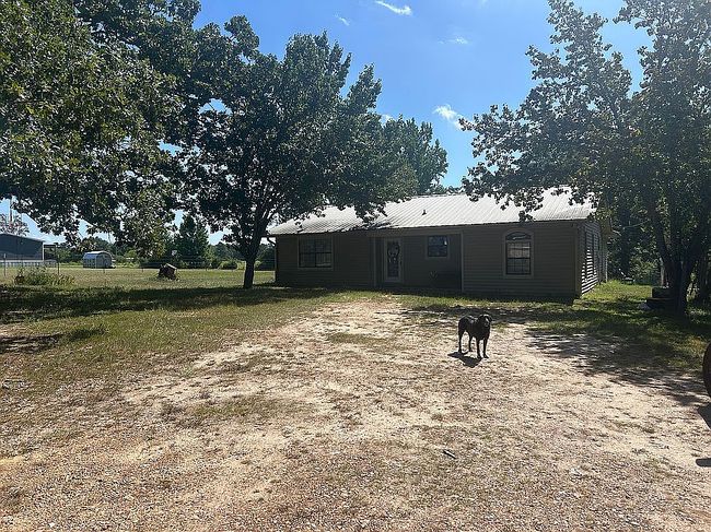 Photo of 2145 Miller Country #17