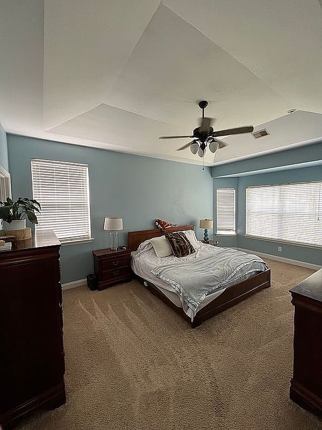 Image of 923 Spears Dr