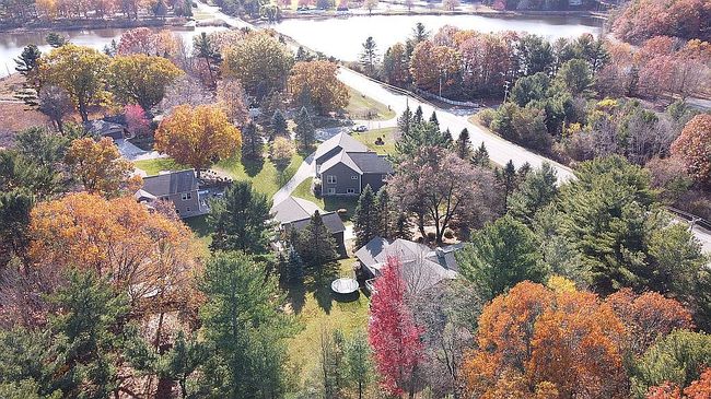 Image of 1398 N Lakeshore Dr