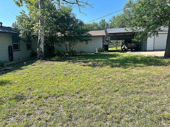 Photo of 504 S Howe St, Lampasas, TX