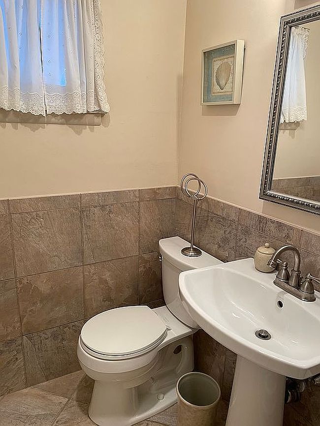 Image of 281 Dune Rd #14A
