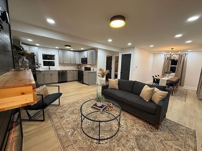 Additional photo 2 of property located at 1306 3rd St