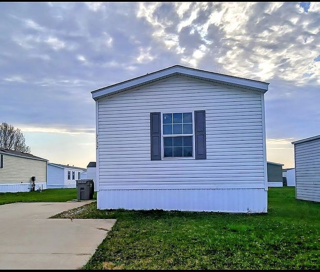 Photo of 7132 Wimberly Xing, Fort Wayne, IN