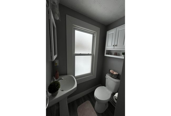 Image of 1725 Lillian Rd