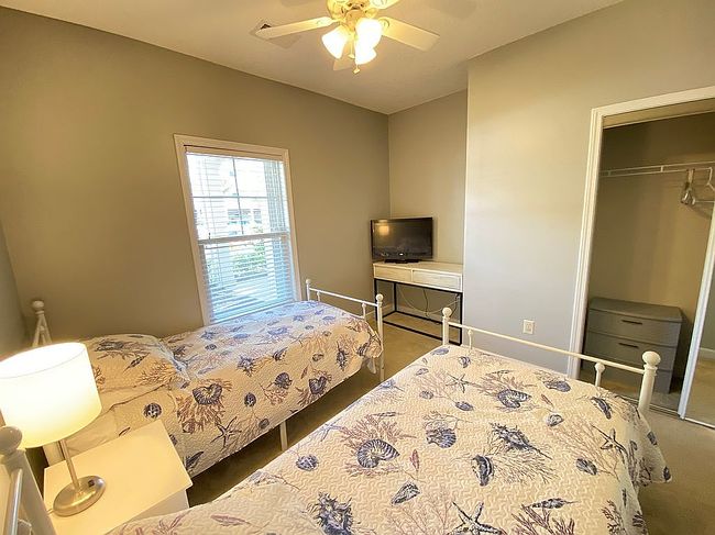 Preview of property located at 6253 Catalina Dr Unit 211