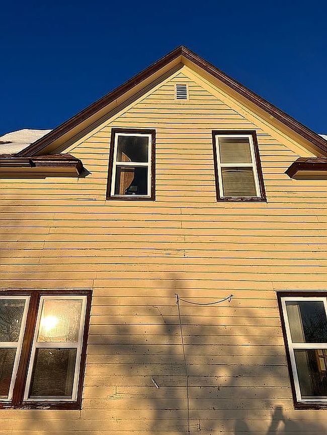 Photo of 1016 Birch Ave, Harvey, ND