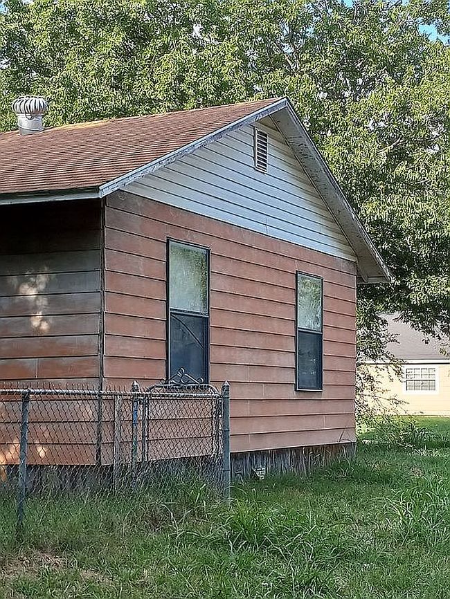 Photo of 1201 Mill St