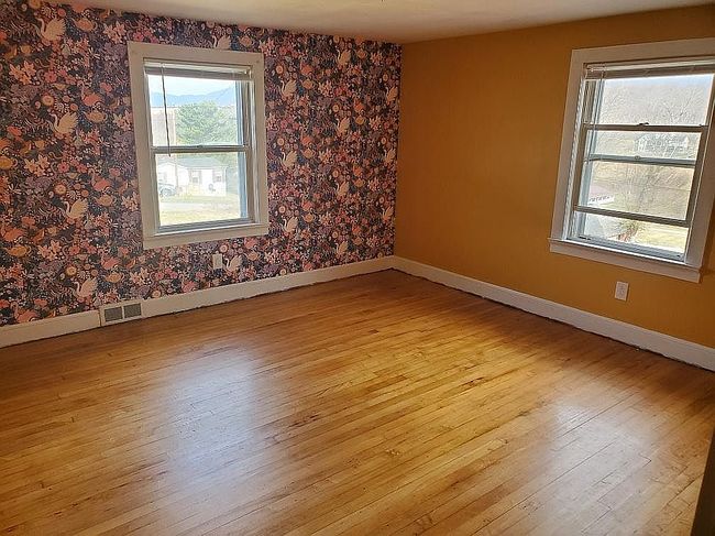Image of 168 Hilltop Rd