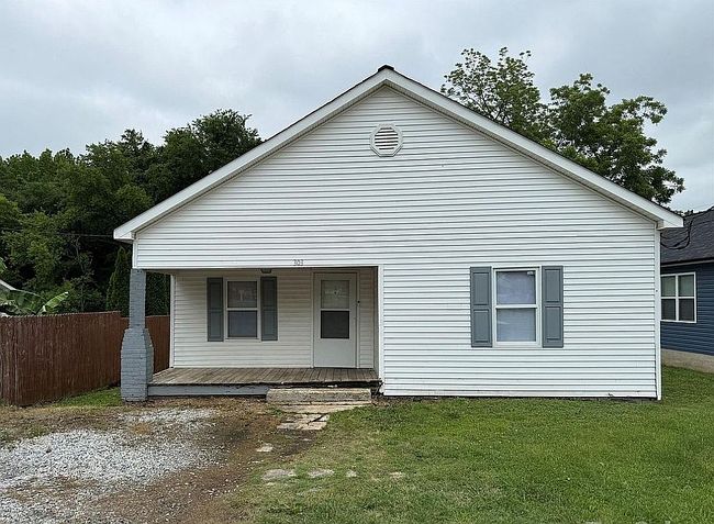 Photo of 303 Southern St