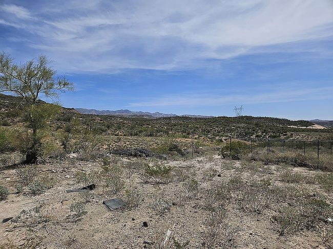 Photo of 32275 S Happy Jack Trl, Black Canyon City, AZ