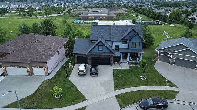 Preview of property located at 16419 Dellwood Dr