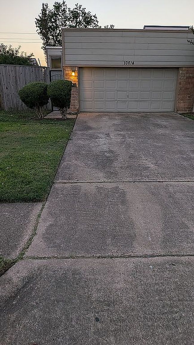 Additional photo 3 of property located at 10614 Sandpiper Dr