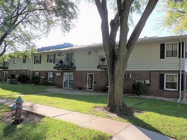 Photo of 134 W 3rd St, Byron, IL