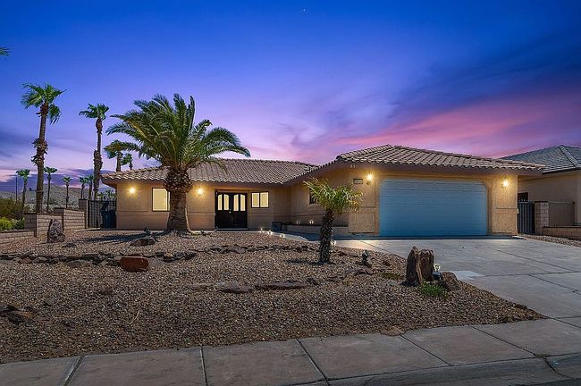 Preview of property located at 2850 Country Club Dr