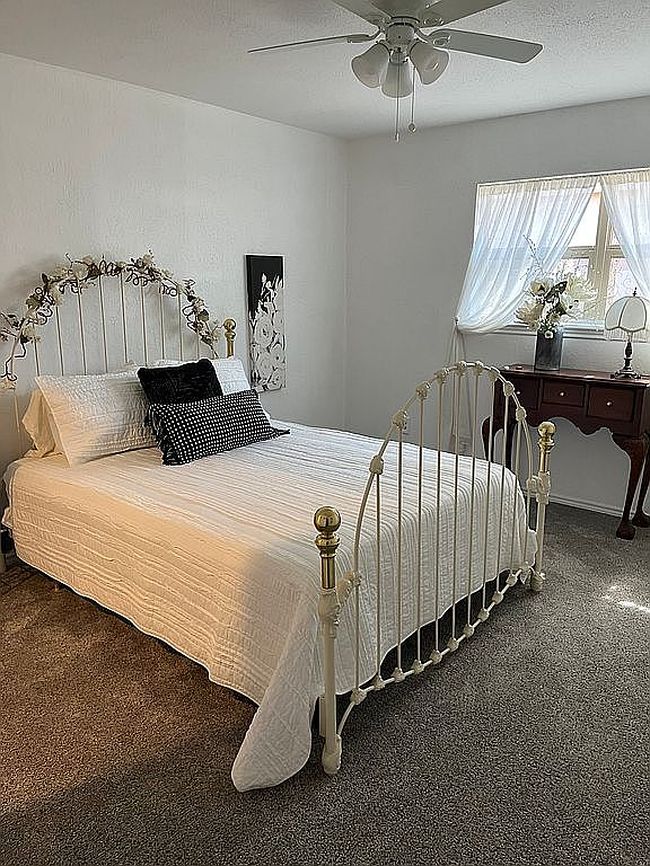 Additional photo 3 of property located at 5409 75th St