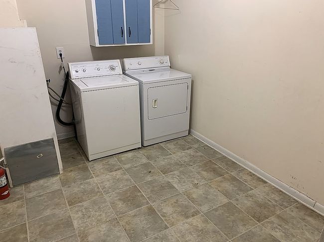 Image of 3210 E Young St
