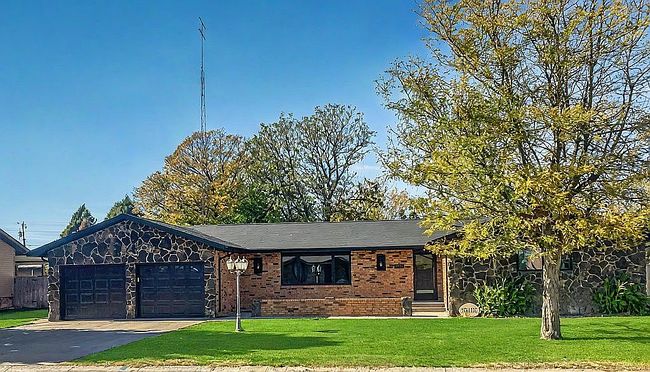 Image of 3322 Sunset Dr