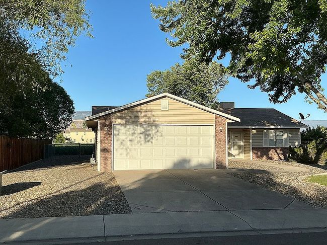 Photo of 480 1/2 Aspen Grove Dr, Clifton, CO