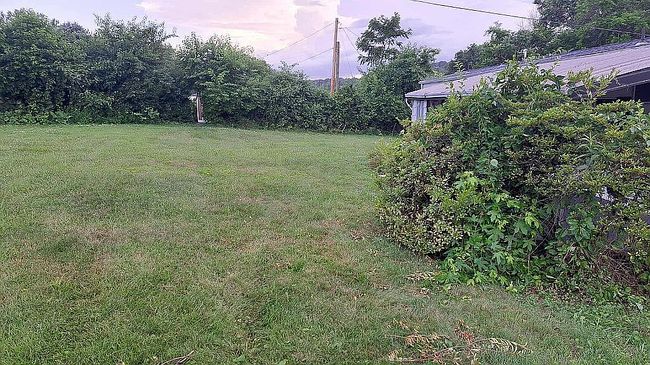 Photo of 162 Cardinal Dr, Jeannette, PA