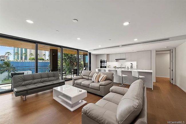 Photo of 1388 Ala Moana Blvd Apt 1406, Honolulu, HI