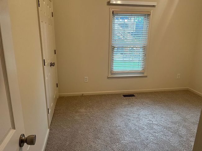 Image of 243 Hykes Rd E