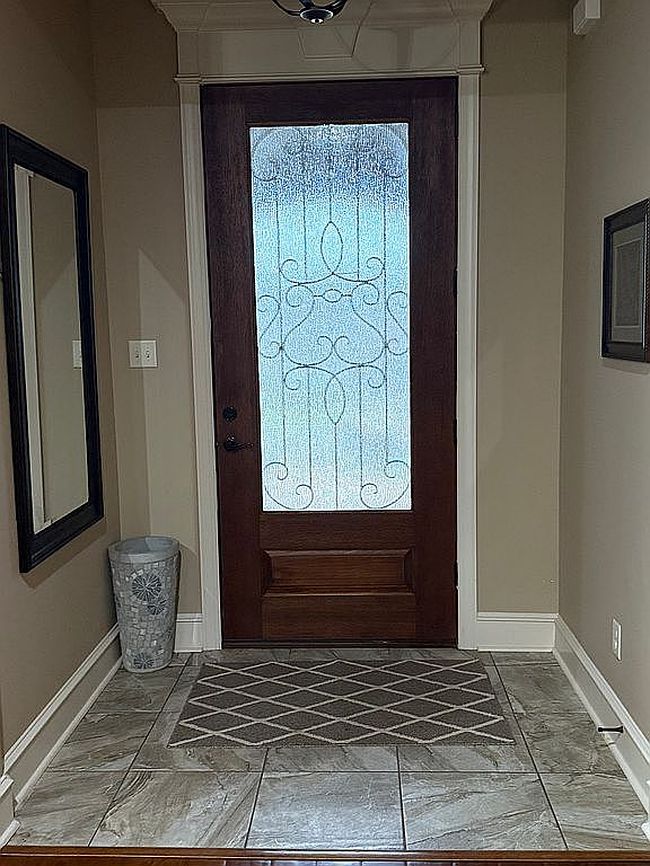 Additional photo 3 of property located at 1302 Oak Glenn Pl