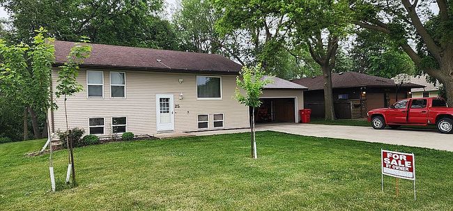 Image of 25 6th St S