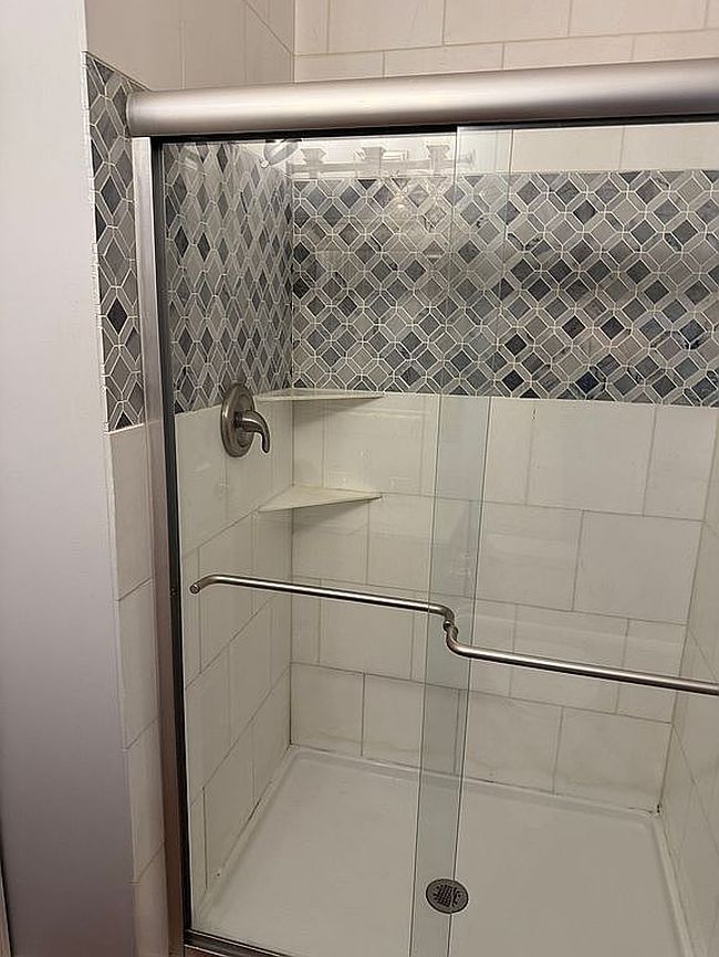 Photo of 33505 Lyons Gate Run, Avon, OH
