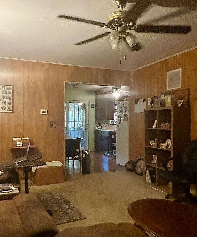 Image of 717 W 4th St