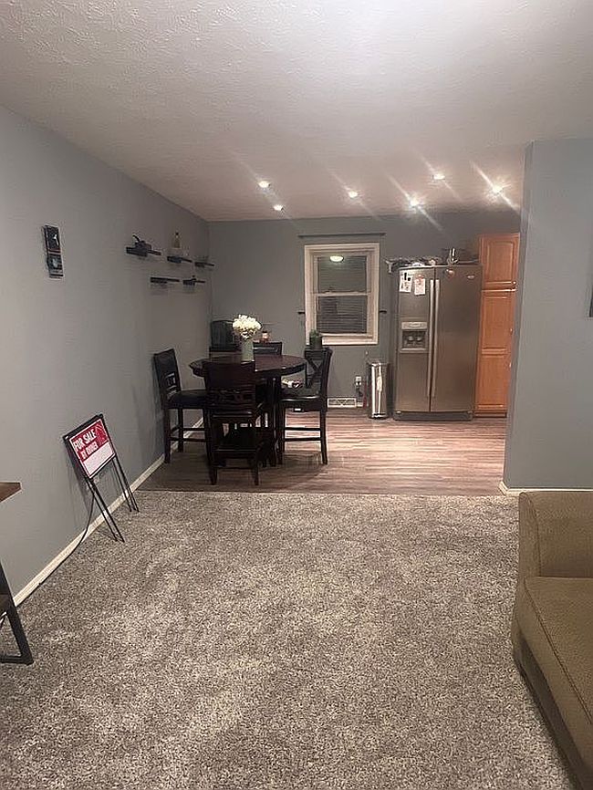 Image of 7002 S 33rd St