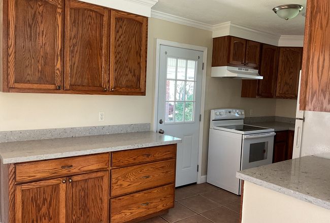 Image of 3714 Brookwood Dr