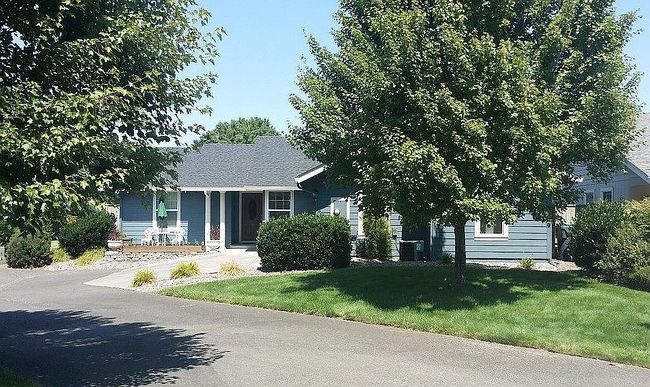 Photo of 1240 Shafer Ln, Medford, OR