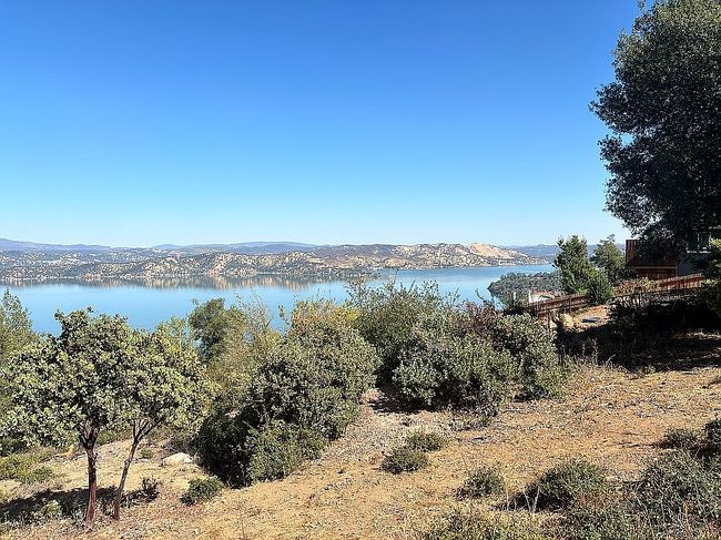 Image of 8960 Fairway Dr