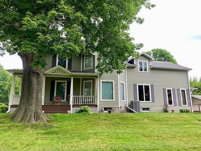 Additional photo 3 of property located at 903 E 10th St